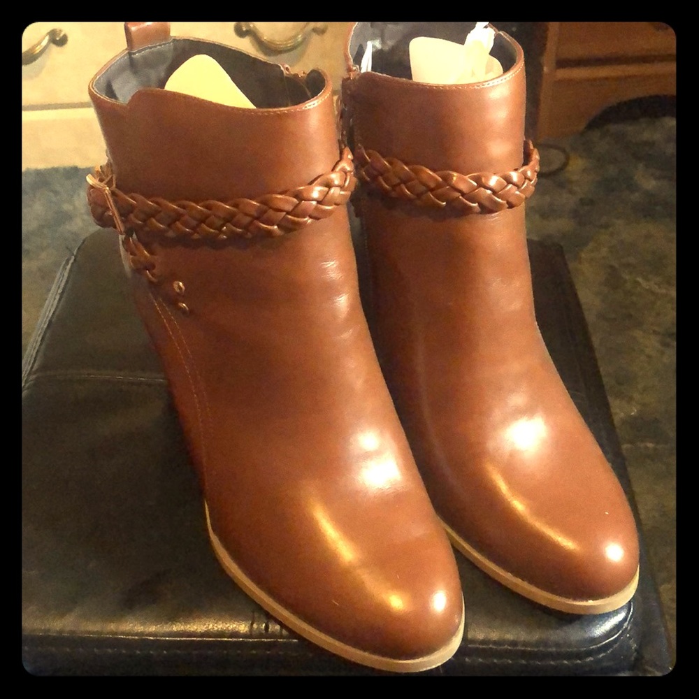 Pump boots color cognac